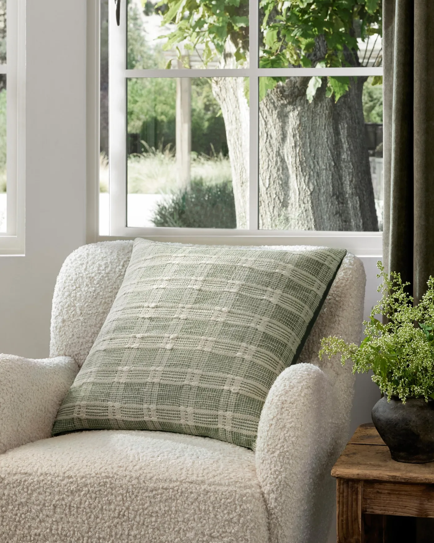 Madera Pillow