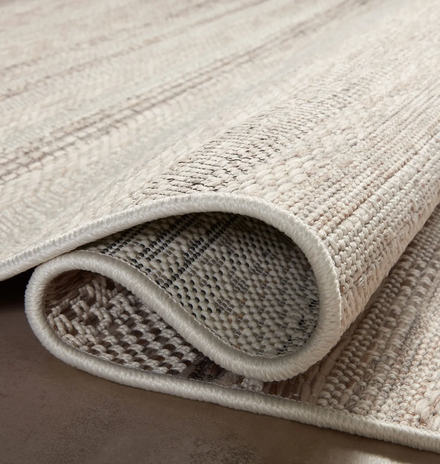 Malibu MAB-02 Ivory / Dove Area Rug