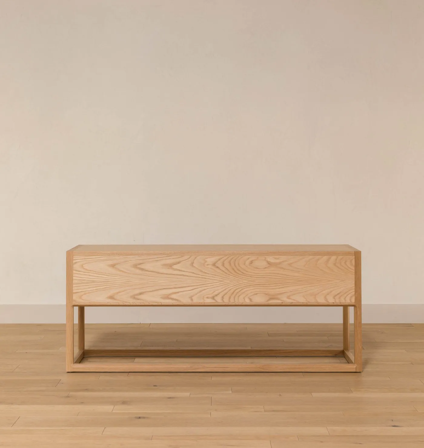 Mandeville Console