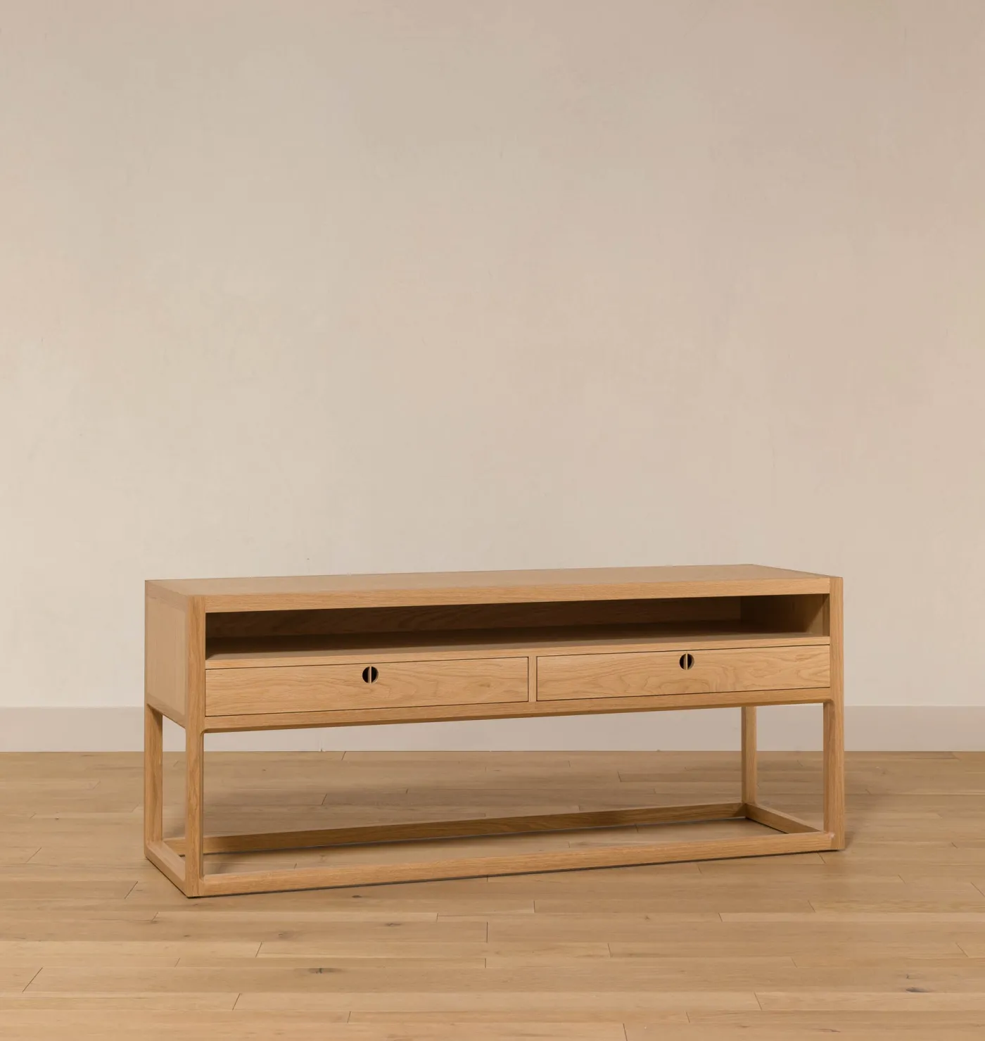 Mandeville Console