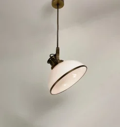 Manning Pendant