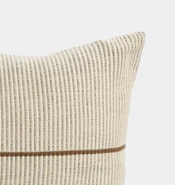 Marcelino Pillow