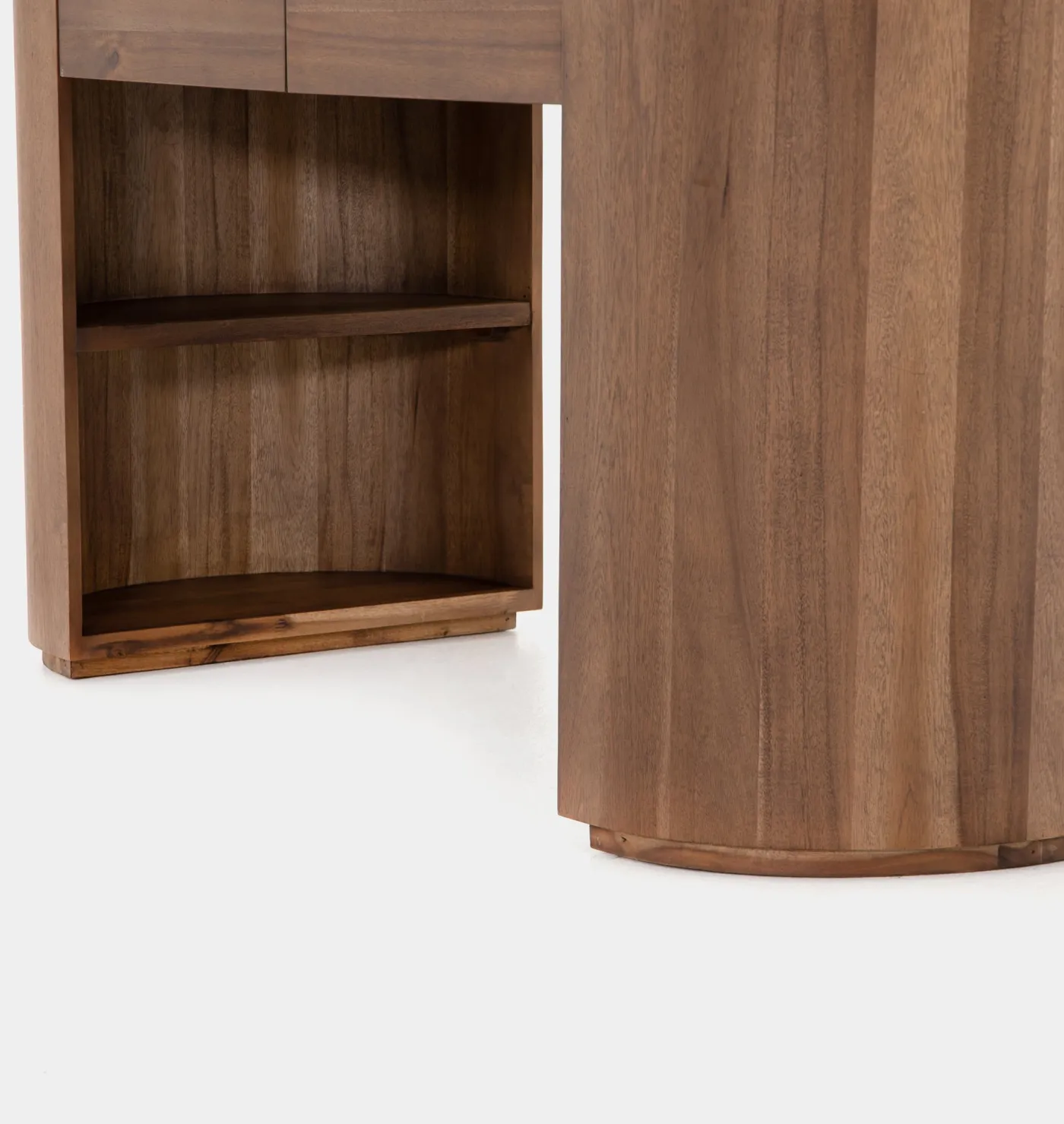 Marina Desk