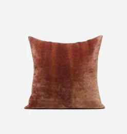 Meera Vintage Pillow 22" x 22"