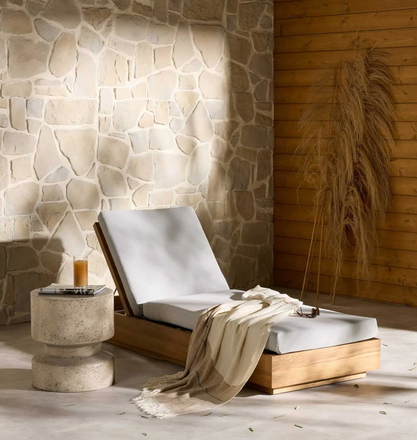 Mina Outdoor Chaise Lounge