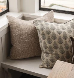 Misti Pillow 22