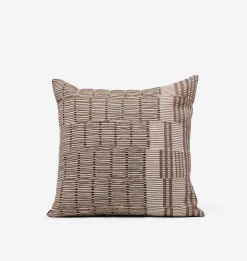 Noah Vintage Pillow 22" x 22"