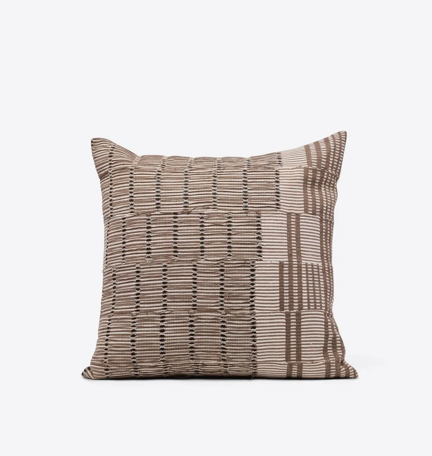 Noah Vintage Pillow 22" x 22"