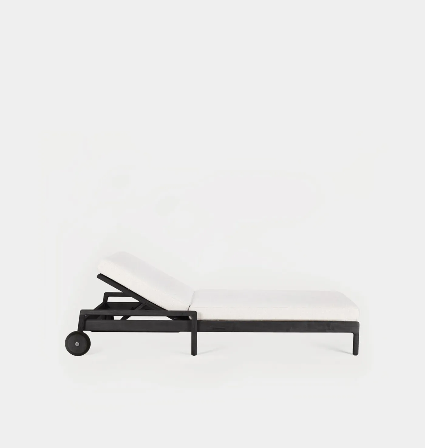 Pallas Outdoor Adjustable Lounger