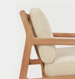 Pallas Outdoor Lounge Chair