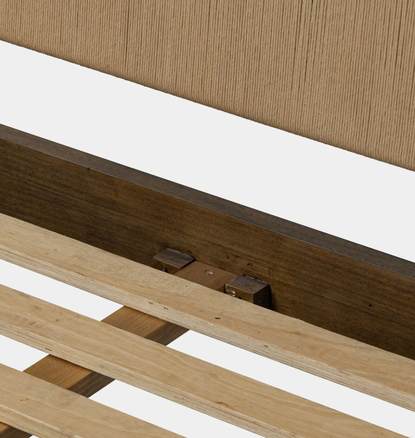 Richard Natural Rush Bed