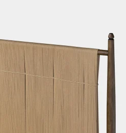 Richard Natural Rush Bed