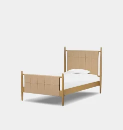 Richard Natural Rush Bed