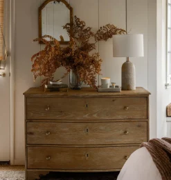 Richmond Dresser