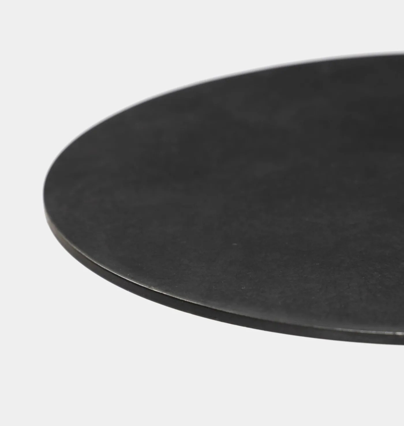 Roberto End Table