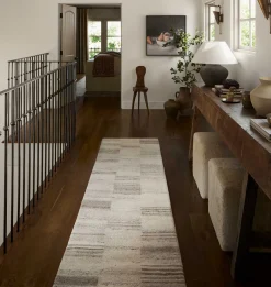 Rocky ROC-04 Ivory / Dove Area Rug