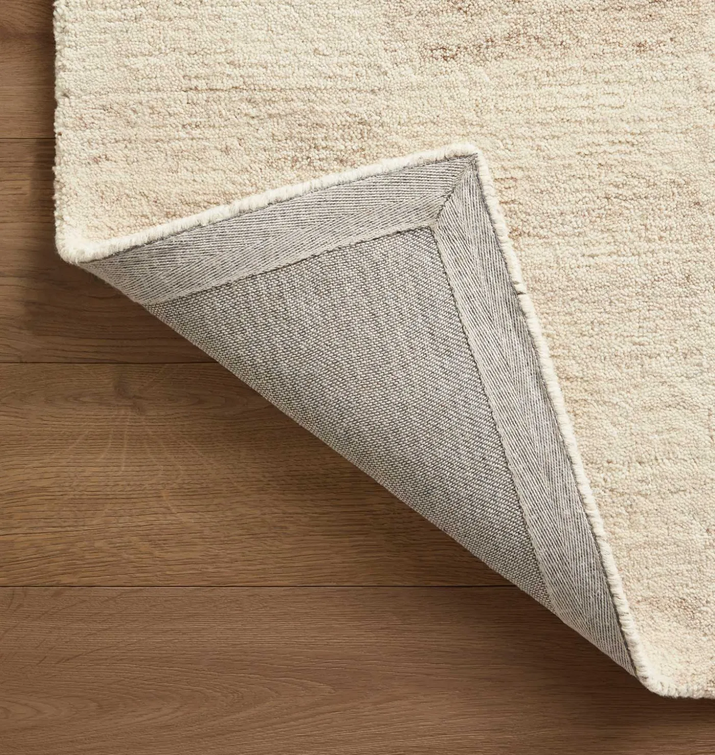 Rocky ROC-03 Natural / Fog Area Rug