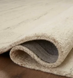 Rocky ROC-03 Natural / Fog Area Rug
