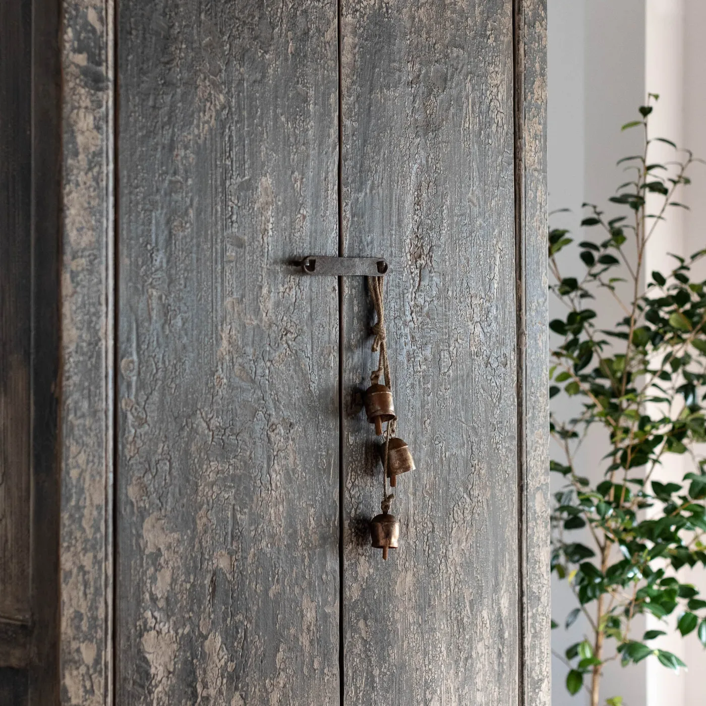 Rustic Bell Cascade