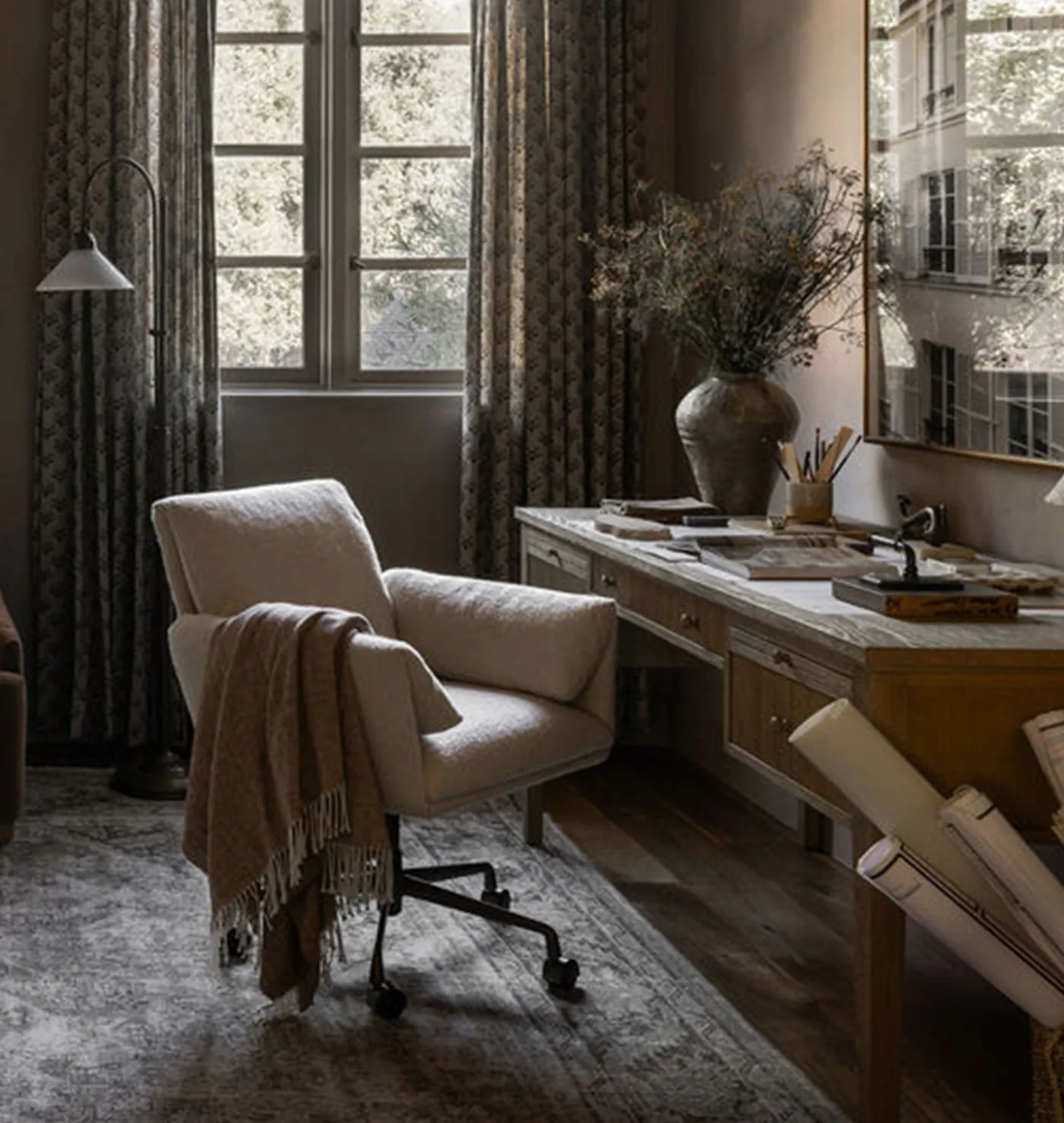Salerno Upholstered Desk Chair