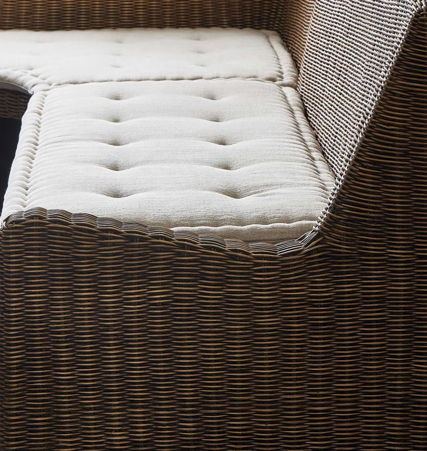 Senna Corner Dining Banquette