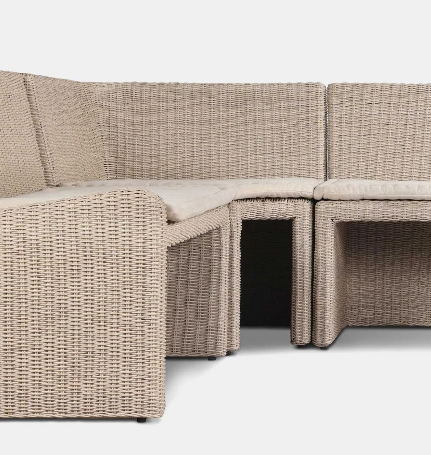 Senna Outdoor Corner Dining Banquette