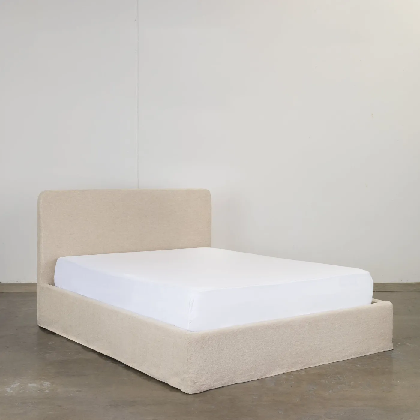Shelby Bed
