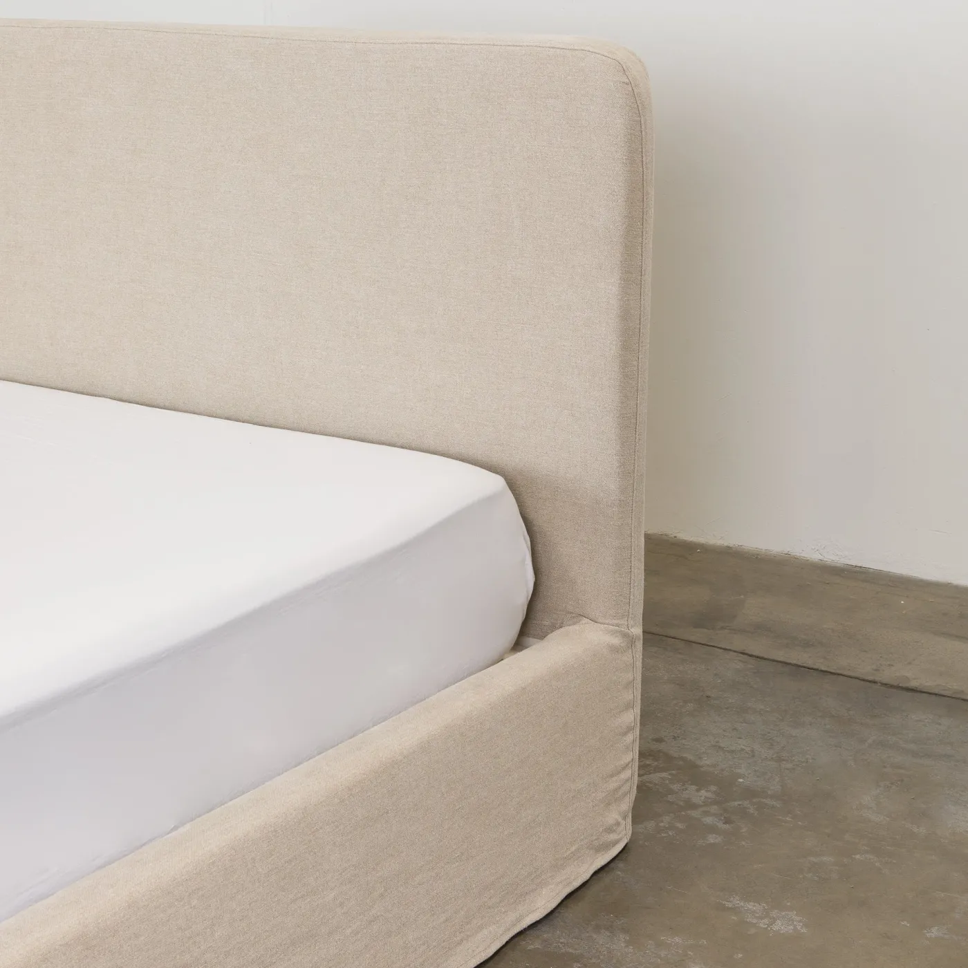 Shelby Bed