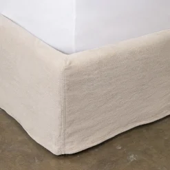 Shelby Bed