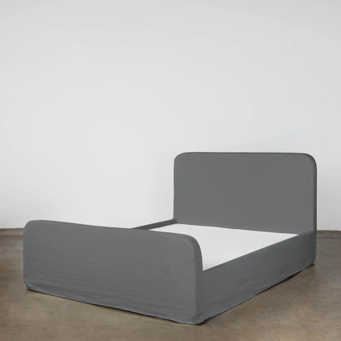 Shelby Bed with Footboard