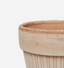 Simona Planter