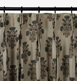Siroi Curtain Panel