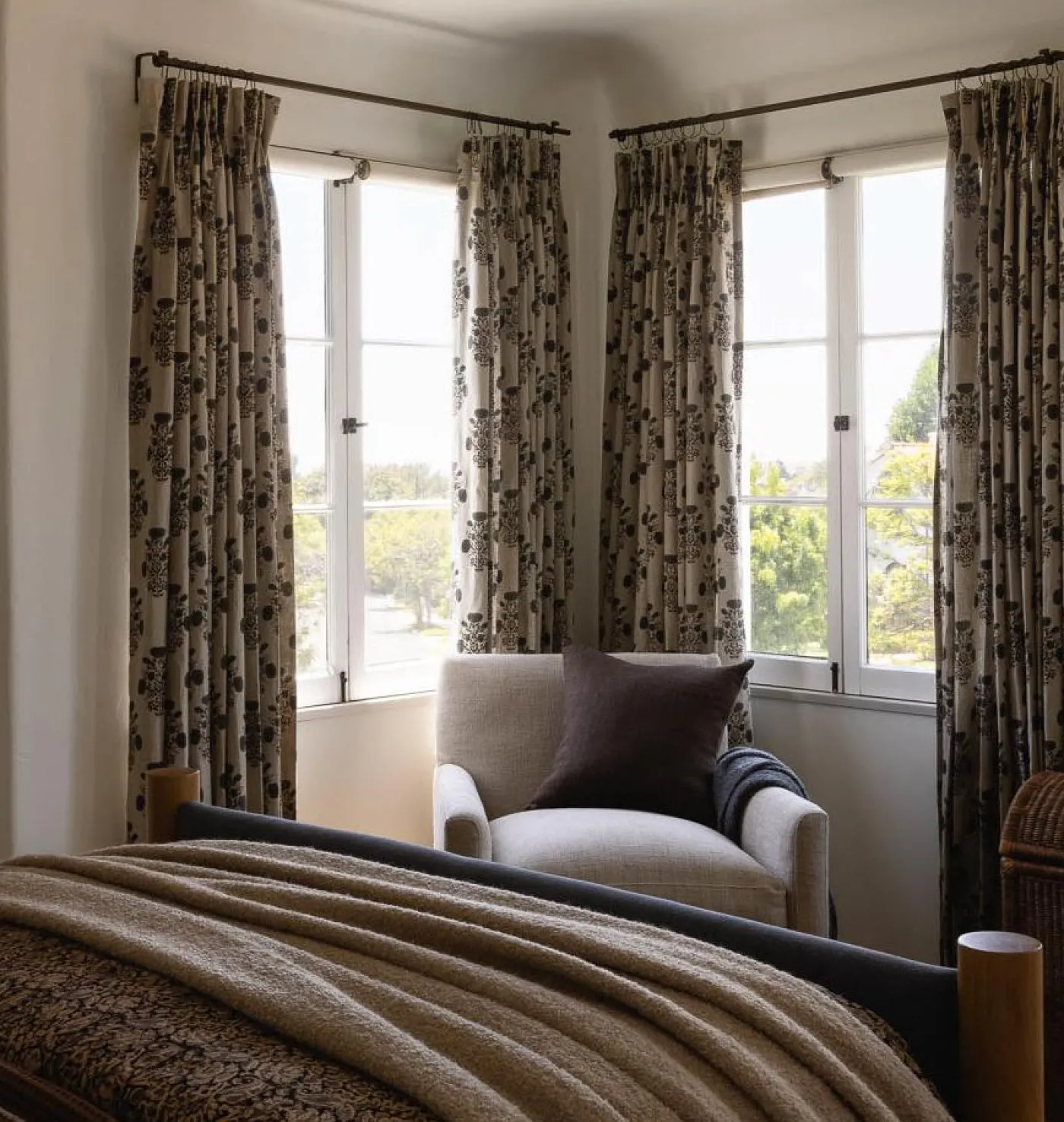 Siroi Curtain Panel