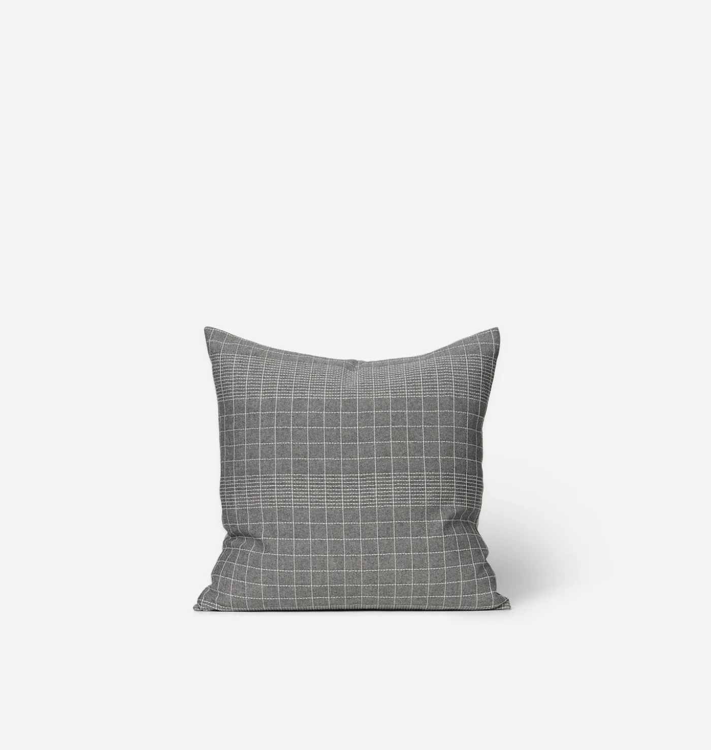 Skye Vintage Pillow 22" x 21"