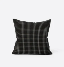 Sutton Vintage Pillow 20" x 21"