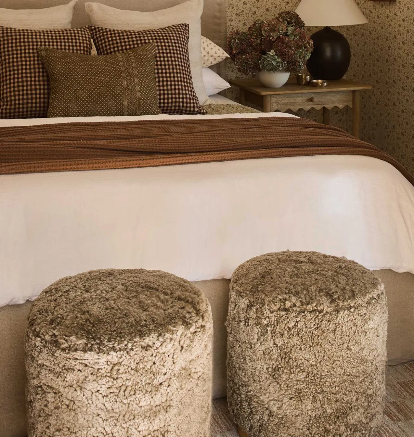 Tocho Shearling Footed Stool