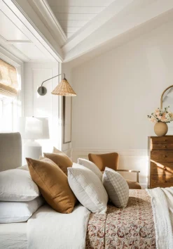 Tove Swing Arm Sconce