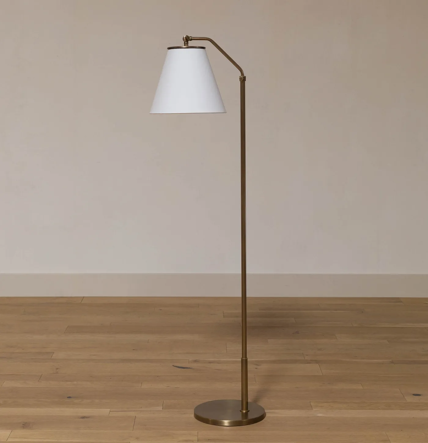 Toyopa Floor Lamp