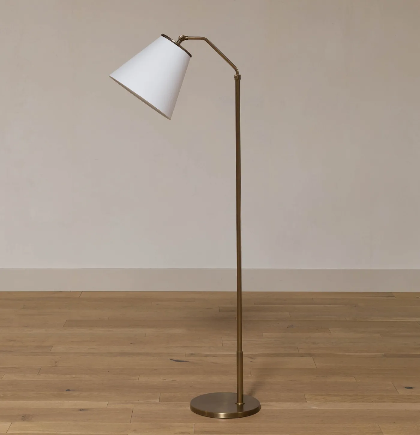 Toyopa Floor Lamp
