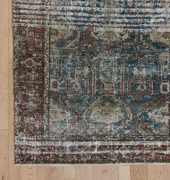 Vintage Varna Rug 4'6" x 6'7"