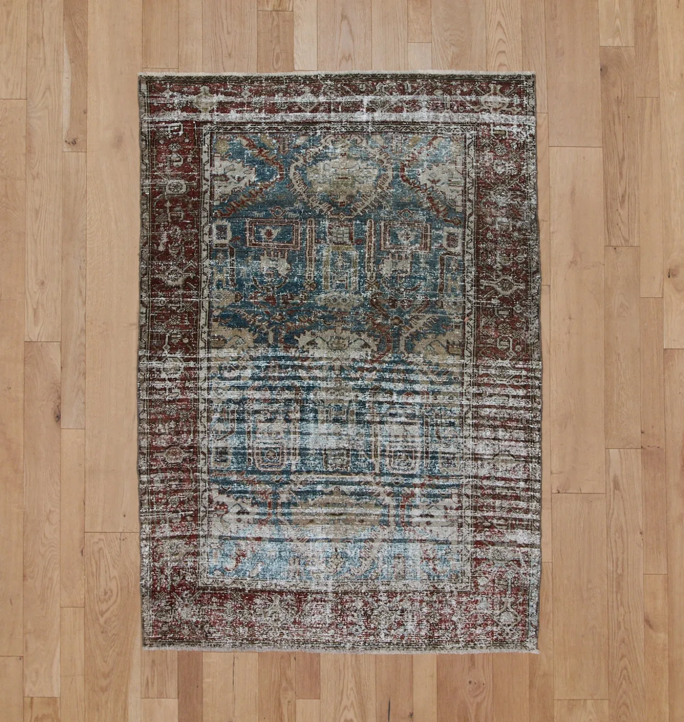 Vintage Varna Rug 4'6" x 6'7"