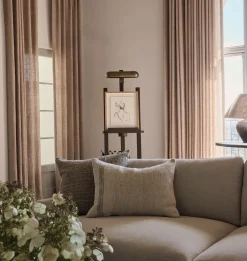 Wynn Pillow 20