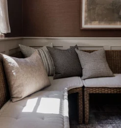 Wynn Pillow 20