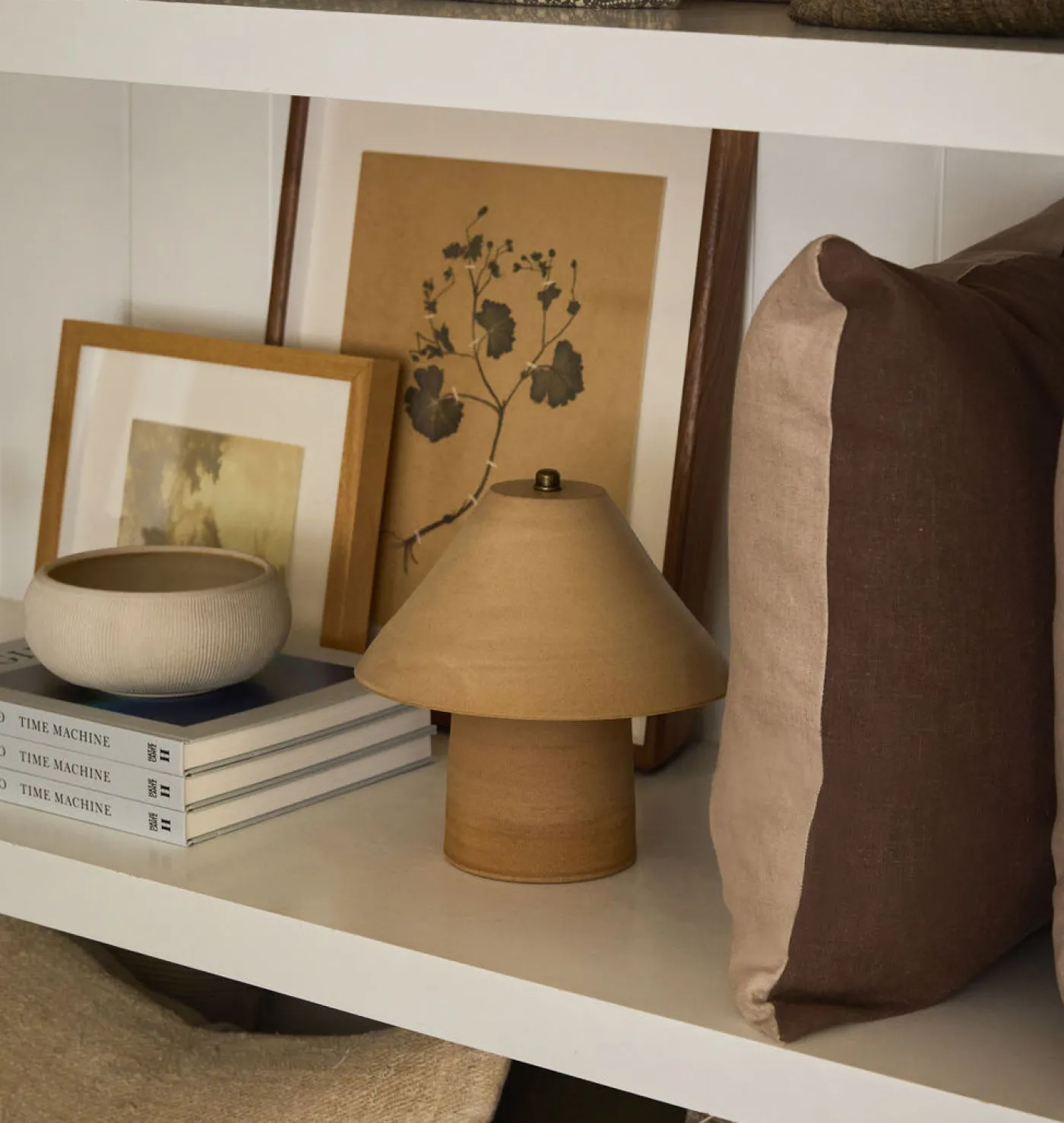 Yuma Stoneware Table Lamp