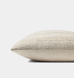 Zephyr Pillow 18'' x 18'' Ivory / Natural