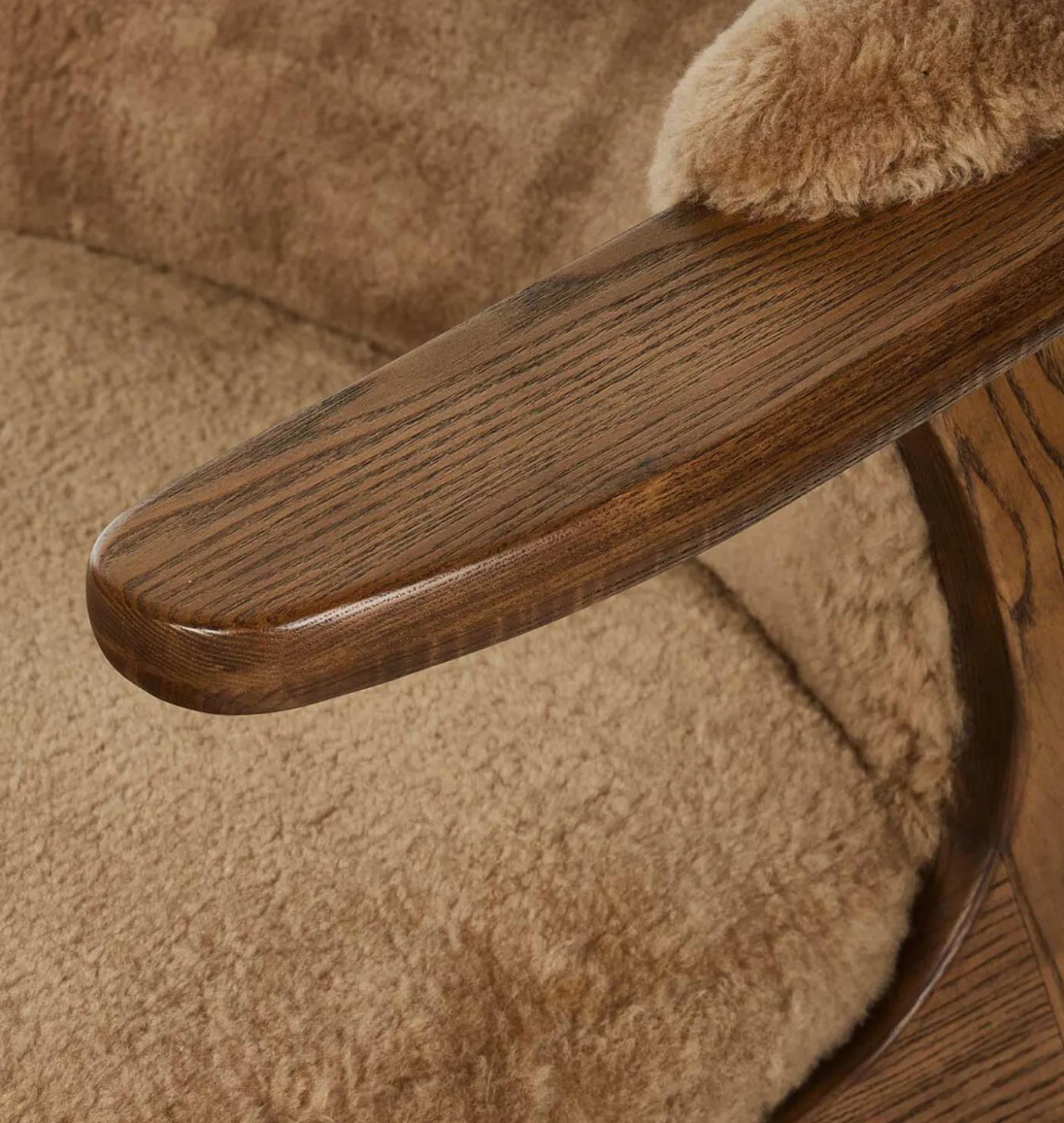 Zora Lounge Chair