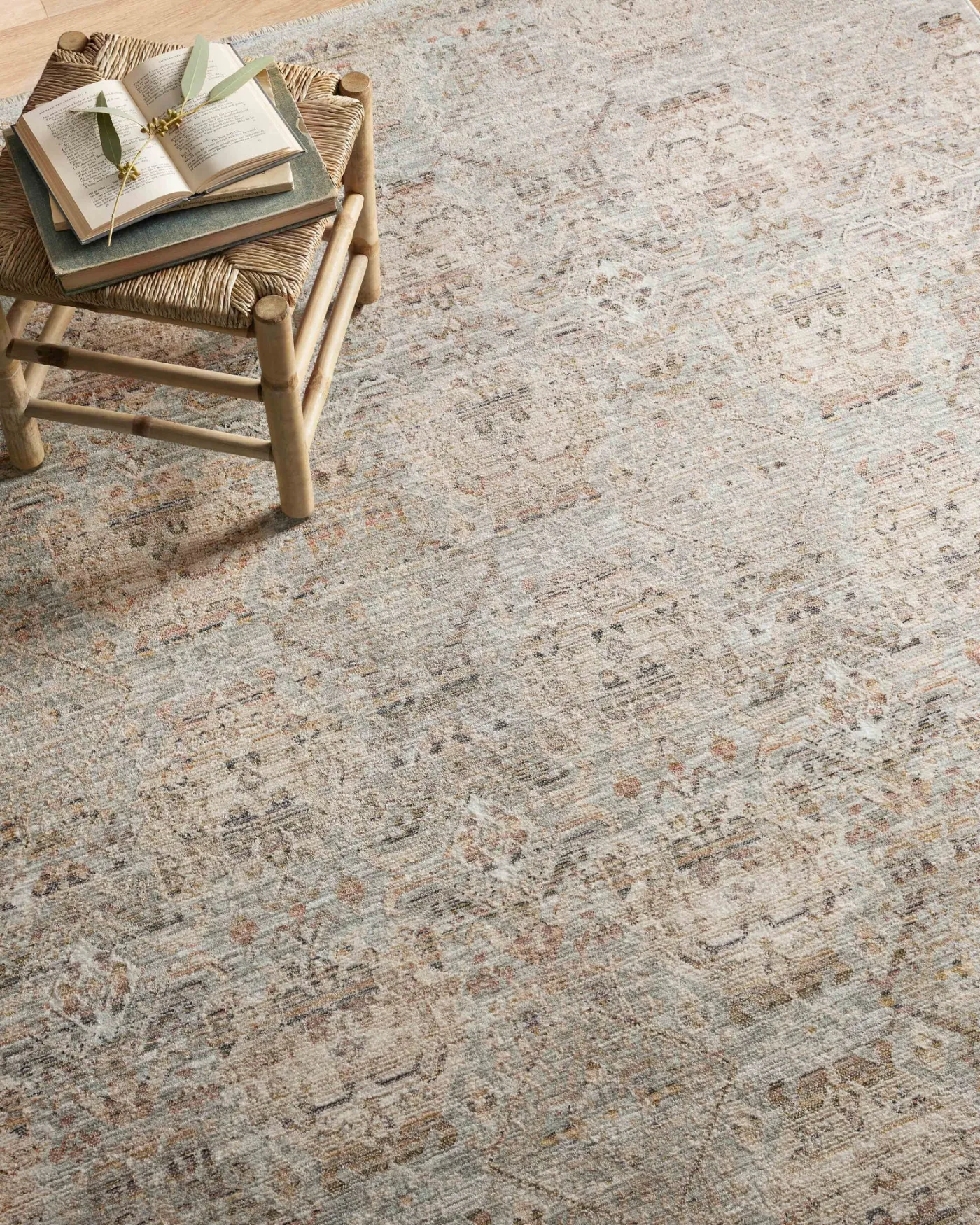 Zuma ZUM-05 Silver / Multi Area Rug
